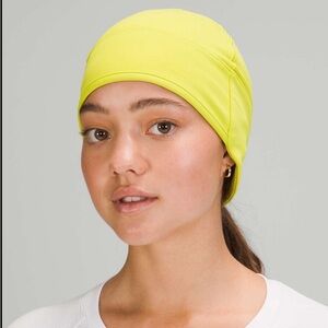 NEW Lululemon Run for It All Beanie in Yellow Serpentine